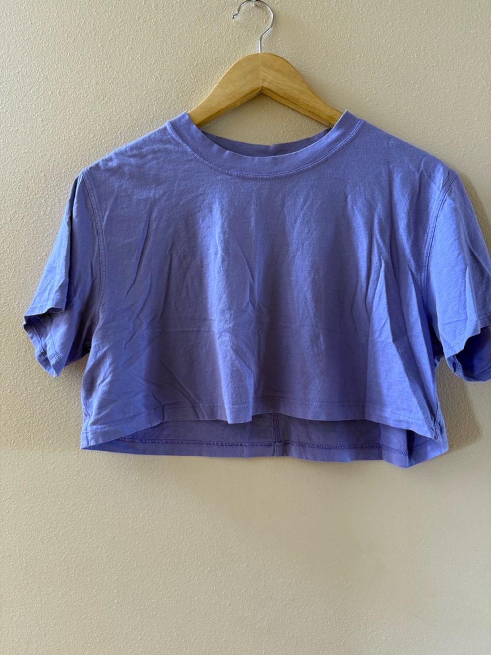 lululemon athletica Lavender Cropped Tee